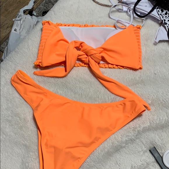 Bright orange top and bottom set - Picture 2 of 2